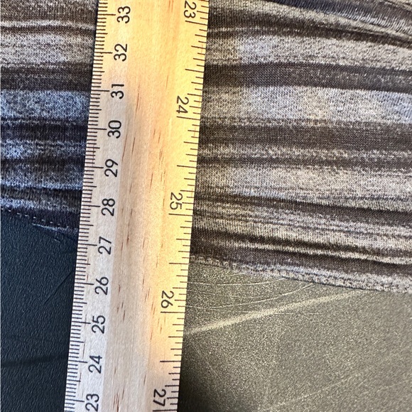 KUHL Pippa Cowl Neck Pullover Sweater Womens Medium Long Sleeve Gray Stripes - Picture 13 of 15